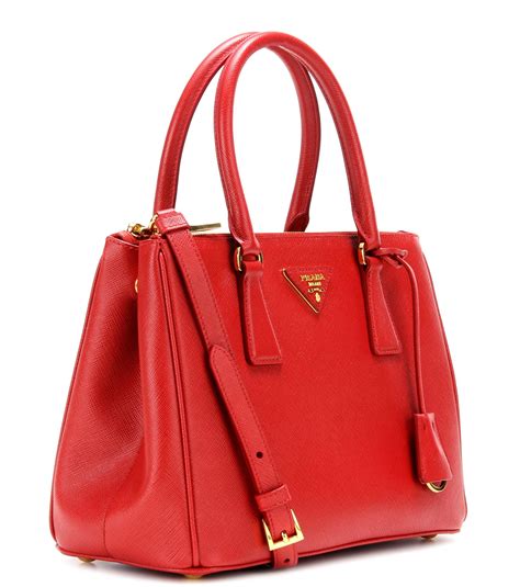 prada handtasche schwarz rot|where to buy prada bags.